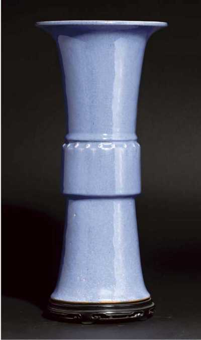 18th century A Guangdong pale blue crackle glazed gu vase